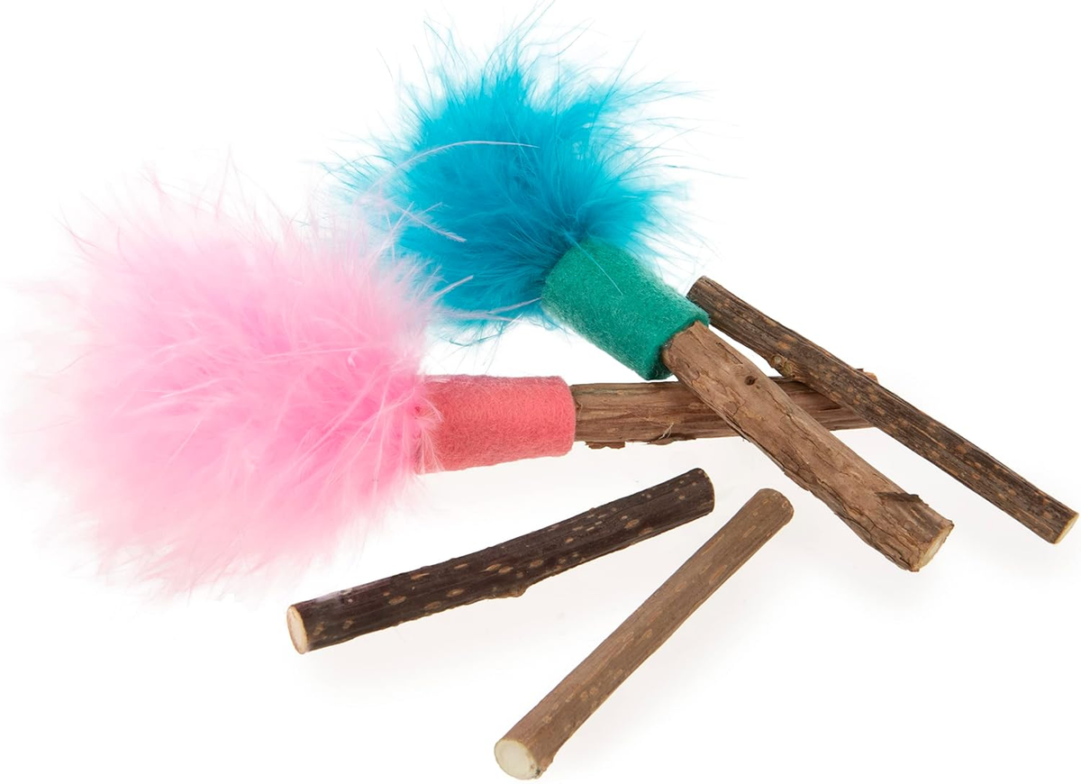Ultimate Skitter Critters Catnip Toys - Fun 3 Pack in Chic Gray/Cream for Happy Cats