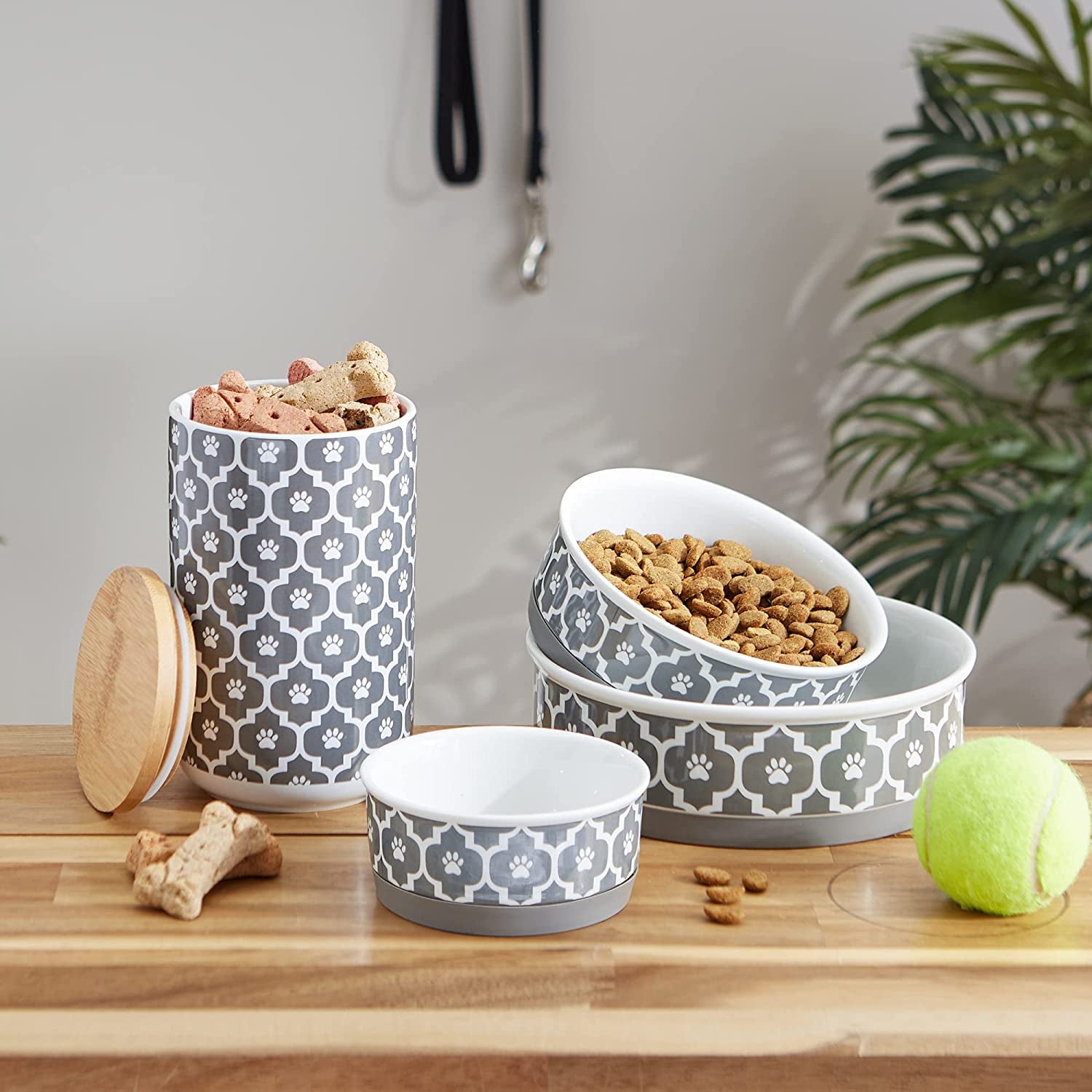 Ceramic Non‑Skid Pet Bowls 🍽️🐾 Set of 2 Lattice Design for Cats & Dogs – 4.25"