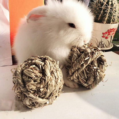Natural Timothy Grass Balls 🌾🐹 3‑Pack Chew Toys for Rabbits, Guinea Pigs & Hamsters