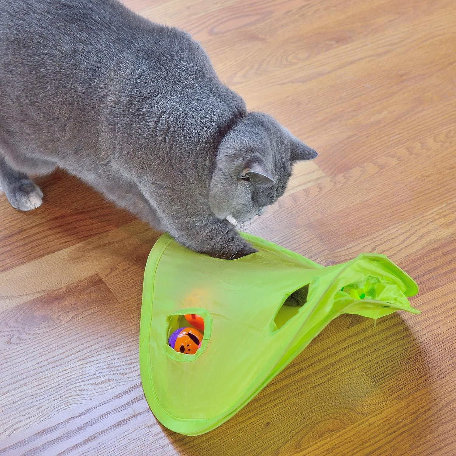 🐾🎉 18‑Piece Cat Toy Assortment — Teaser Wand, Bell Toys, Sparkle Balls & Hide‑and‑Seek Fun