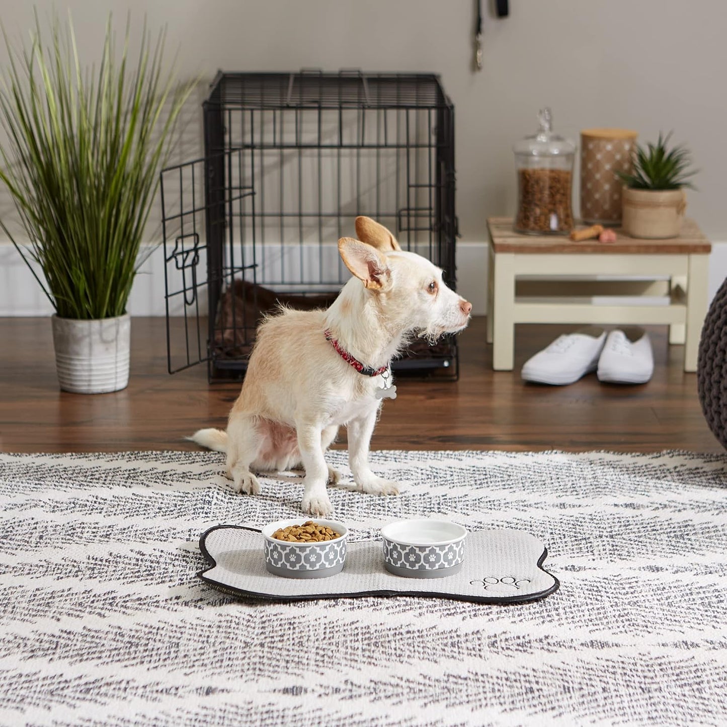 Ceramic Non‑Skid Pet Bowls 🍽️🐾 Set of 2 Lattice Design for Cats & Dogs – 4.25"